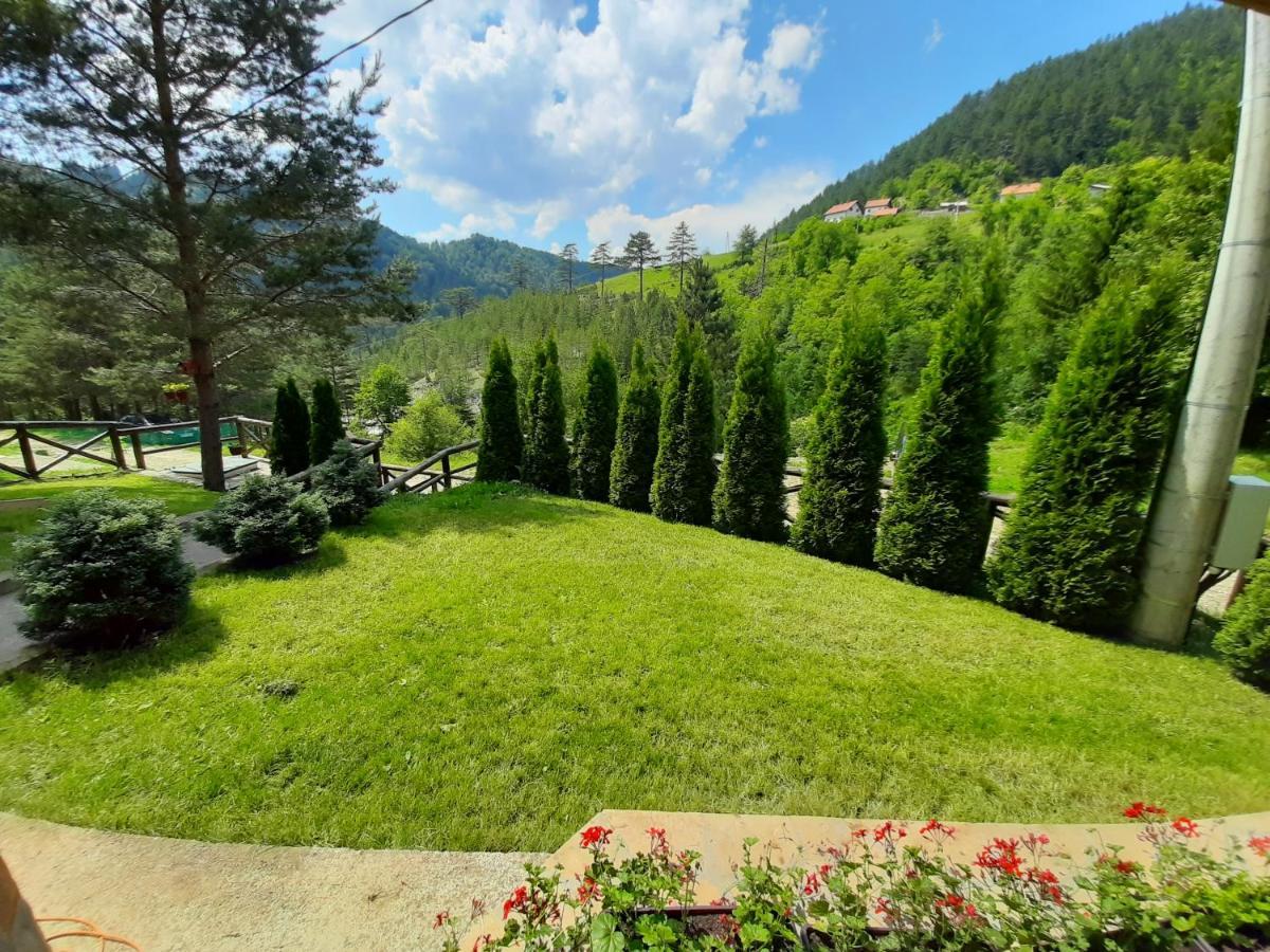 Apartman Suncana Dolina, Zaovine Luaran gambar