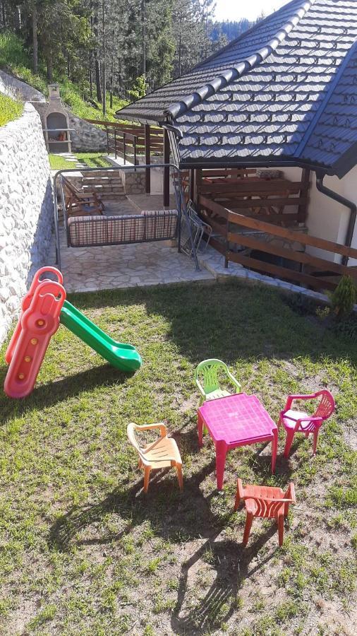 Apartman Suncana Dolina, Zaovine Luaran gambar
